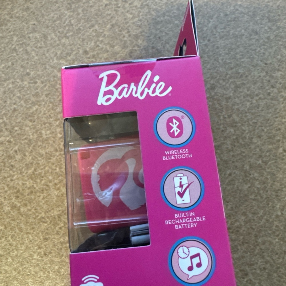 Barbie Bluetooth Speaker With Keychain Bitty Box Mini Speaker Pink NIB Tiny Gift - Picture 3 of 6